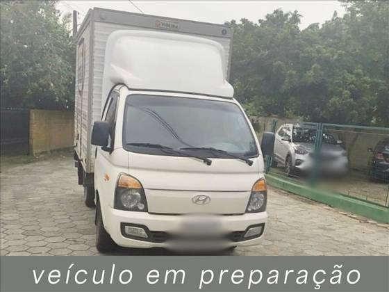 HYUNDAI HR 2.5 LONGO SEM CAÇAMBA 4X2 16V 130CV TURBO INTERCOOLER DIESEL 2P MANUAL